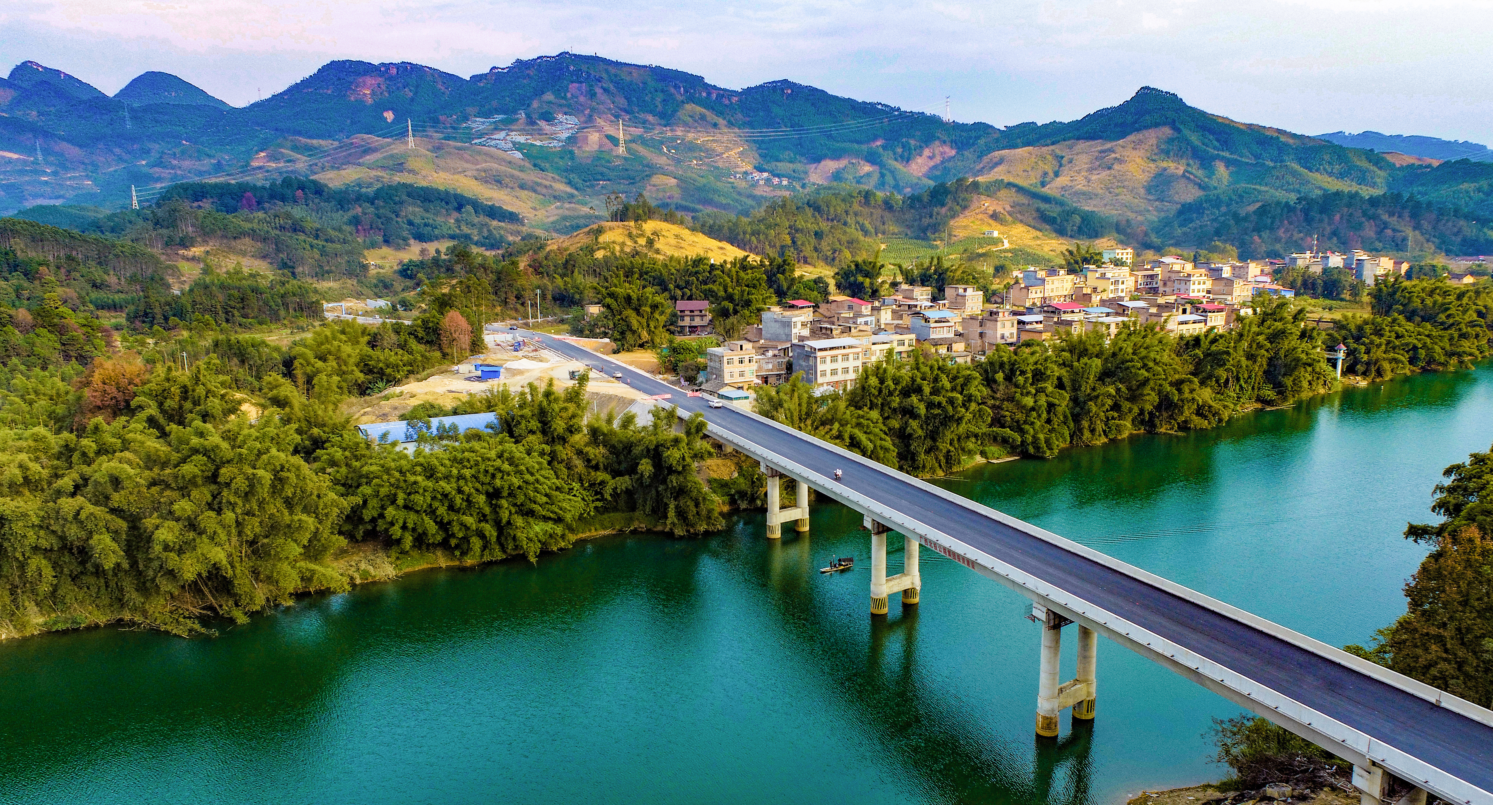 （更新）G357羅城四把至環江公路良傘環江大橋.jpg